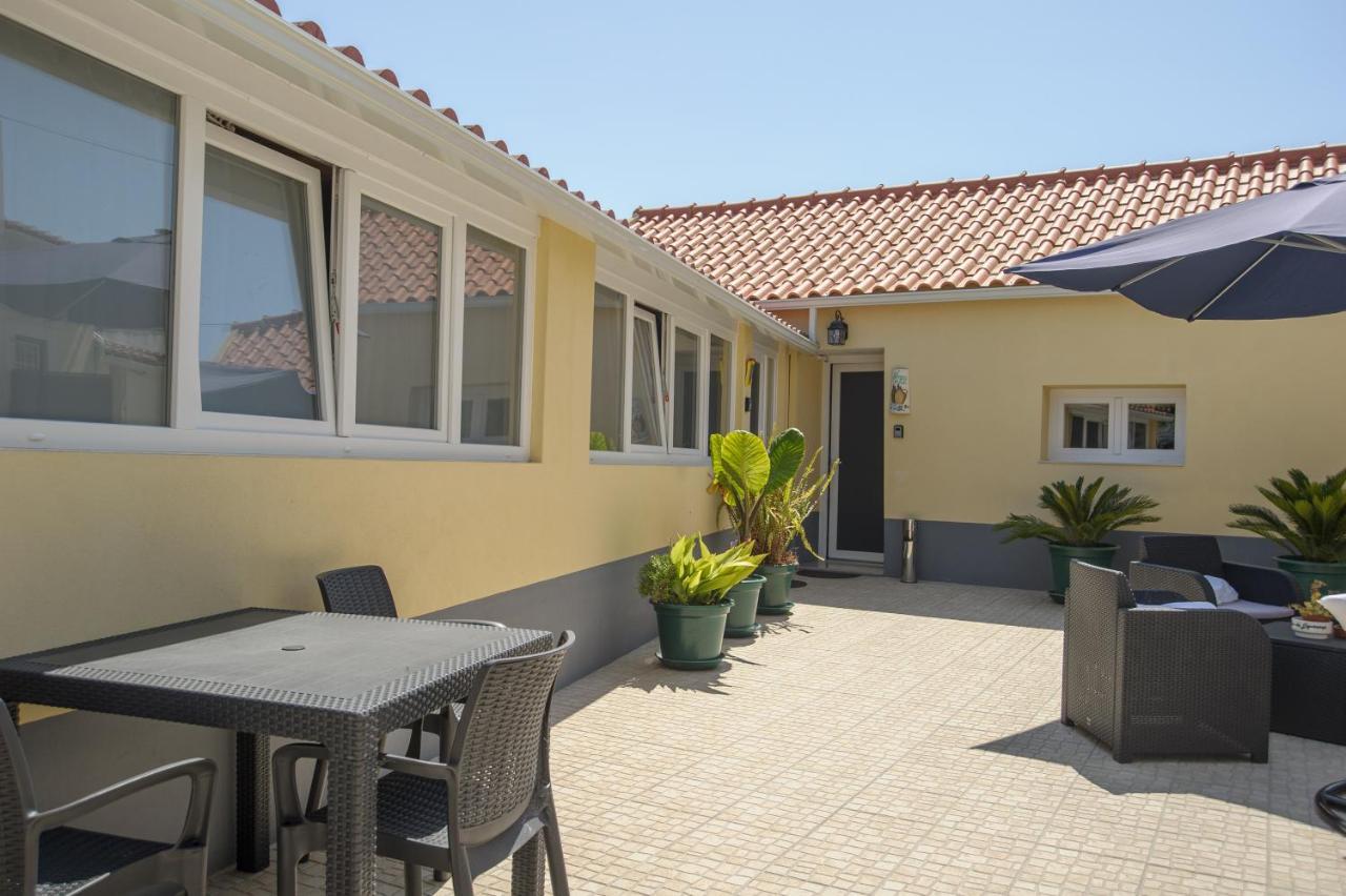 Adega do Zé Lourinhã Exterior foto